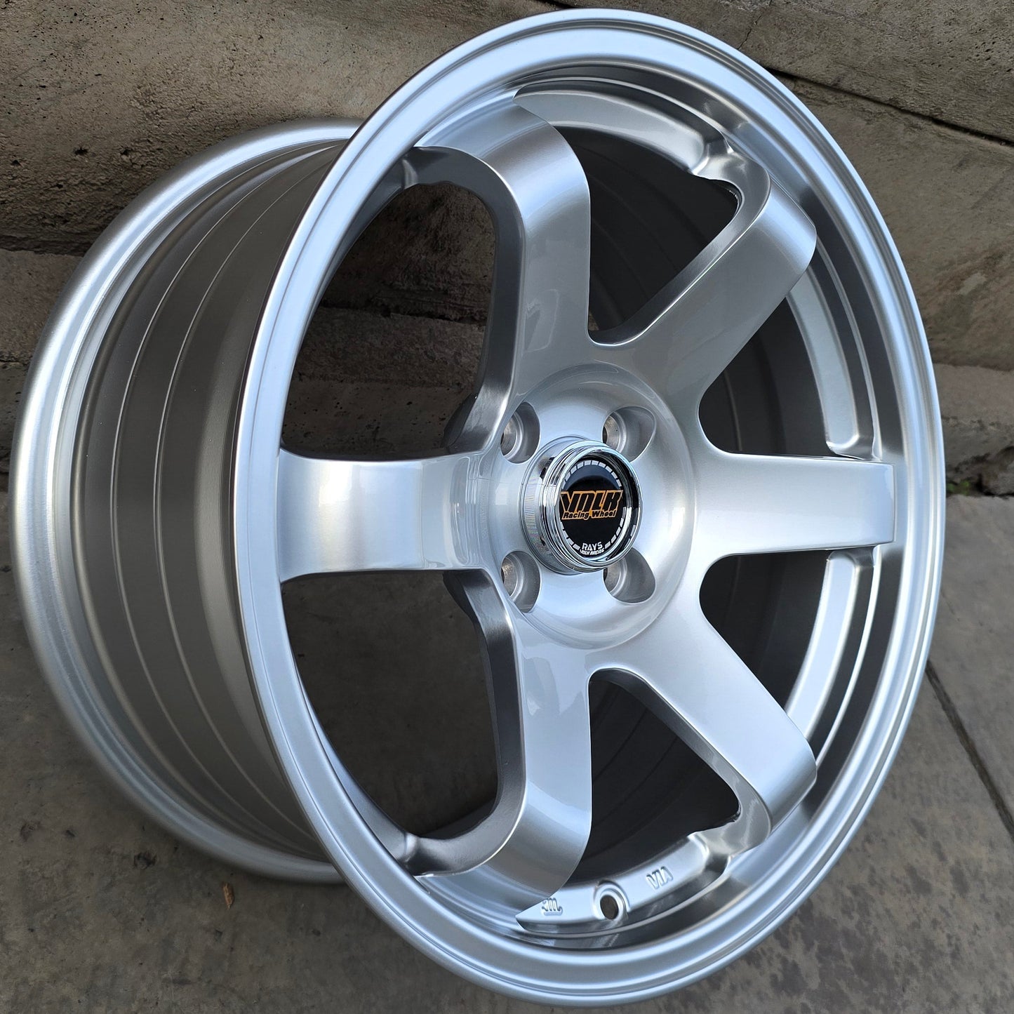 SET DE 4 LLANTAS VOLK TE37 *. Aro 16 - 4x100. Color Plateado. (6003)