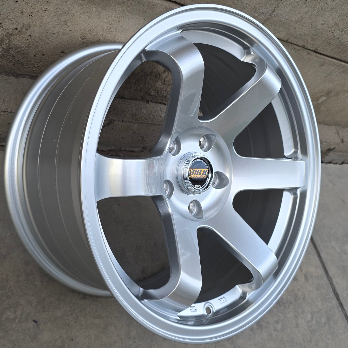 SET DE 4 LLANTAS VOLK TE37 *. Aro 17 - 5x114. Color Plateado. (6003)
