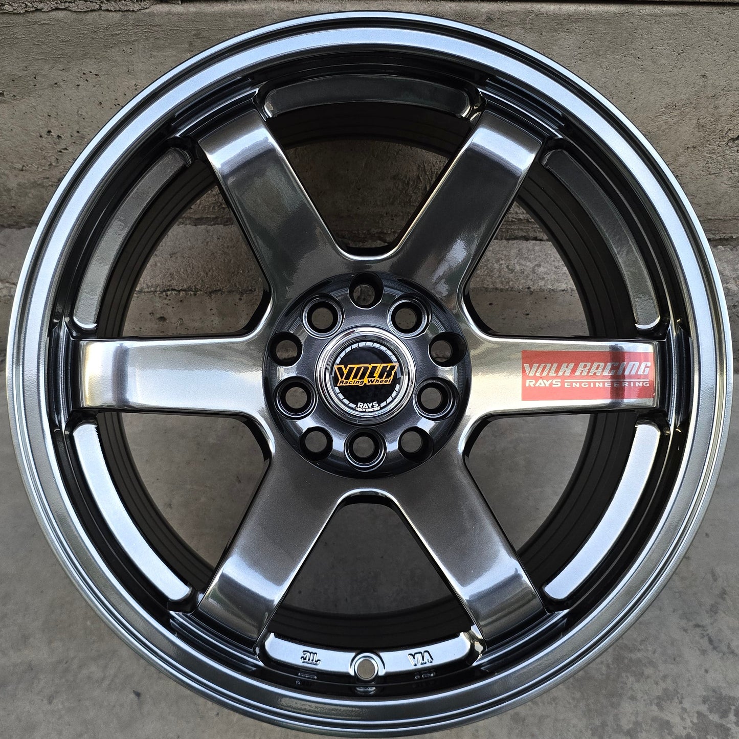 SET DE 4  LLANTAS VOLK TE37 RACING *. Aro 16 - 5x100, 5x114. Doble Apernadura. Color Grafito Metalizado. (6003)