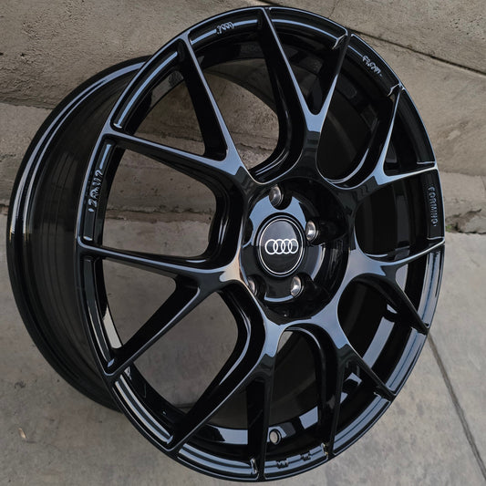 SET DE 4 LLANTAS AUDI *. Aro 17 - 5x112. Color Negro. (ZR-V7)