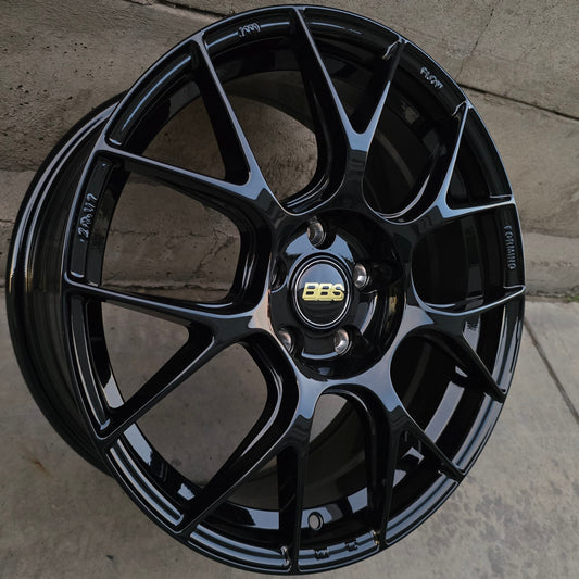SET DE 4 LLANTAS BBS *. Aro 17 - 5x112. Color Negro. (ZR-V7)