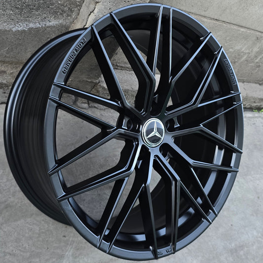 SET DE 4 LLANTAS MERCEDES * COLOR Negro. Aro 19 - 5x112. (VLF06)