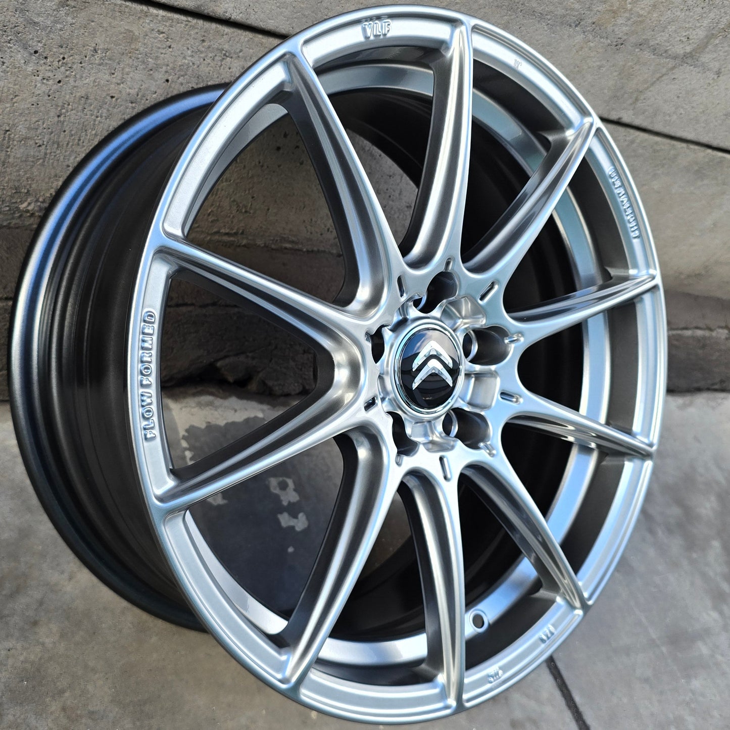 SET DE 4 LLANTAS CITROEN *. COLOR Grafito Metalizado. Aro 17- 5x108 (VLF02)