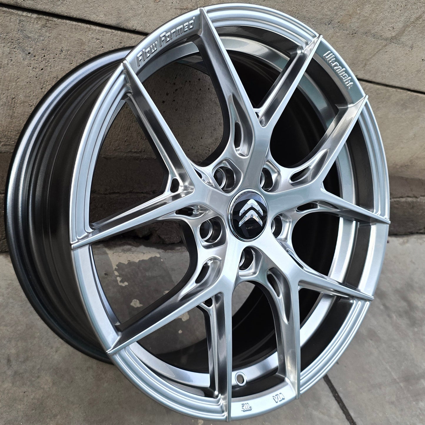 SET DE 4 LLANTAS CITROEN *. COLOR Grafito Metalizado. Aro 17- 5x108 (VLF20)
