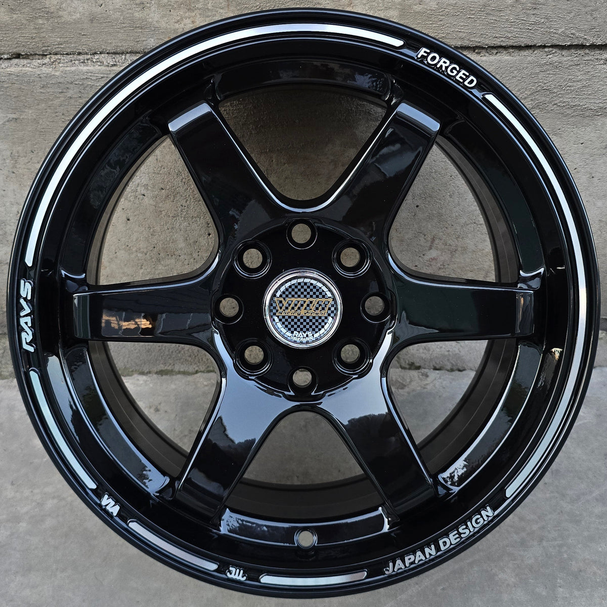 SET DE 4 LLANTAS VOLK TE37. Aro 15 - 4x108, 4x114. Doble Apernadura. Color Negro Brillante. (617)