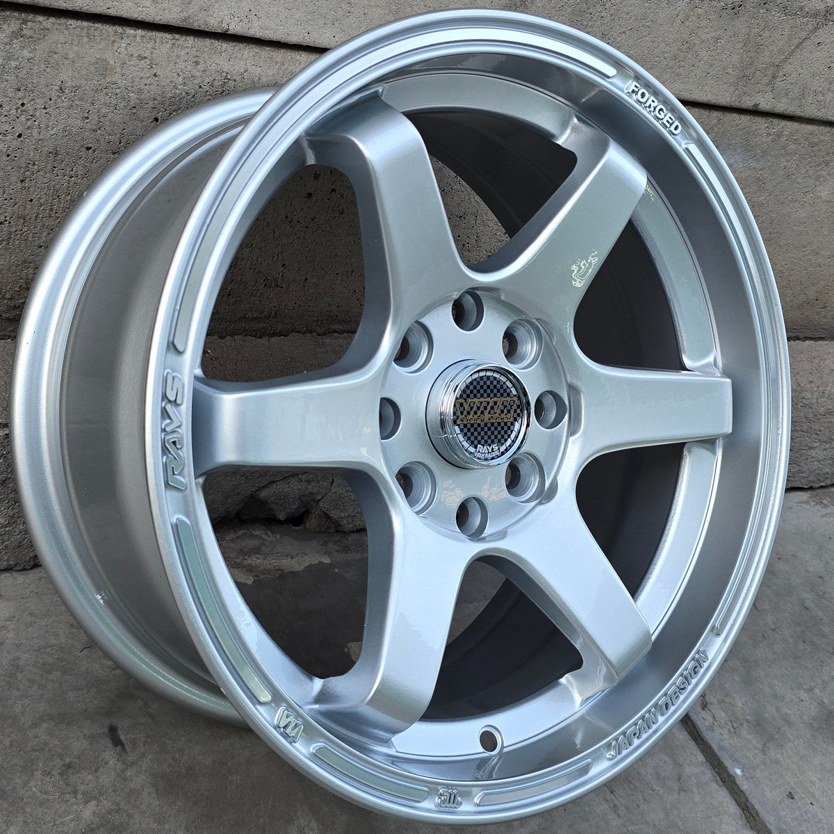 SET DE 4 LLANTAS VOLK TE37. Aro 15 - 4x108, 4x114. Doble Apernadura. Color Plateado. (617)