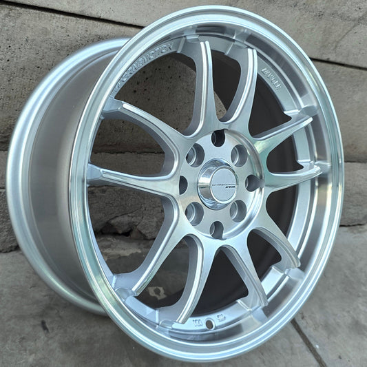 SET DE 4 LLANTAS WORK EMOTION. Aro 15 - 4x100, 4x114. Doble Apernadura. Color Plateado. (WTM-W1)