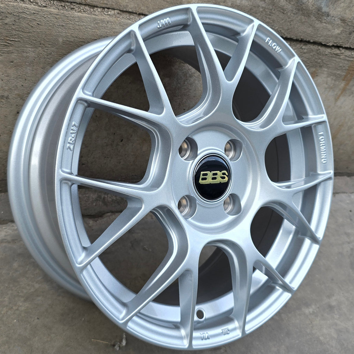 SET DE 4 LLANTAS BBS REV7 * COLOR Plateado. Aro 15- 4x100 (DX221)