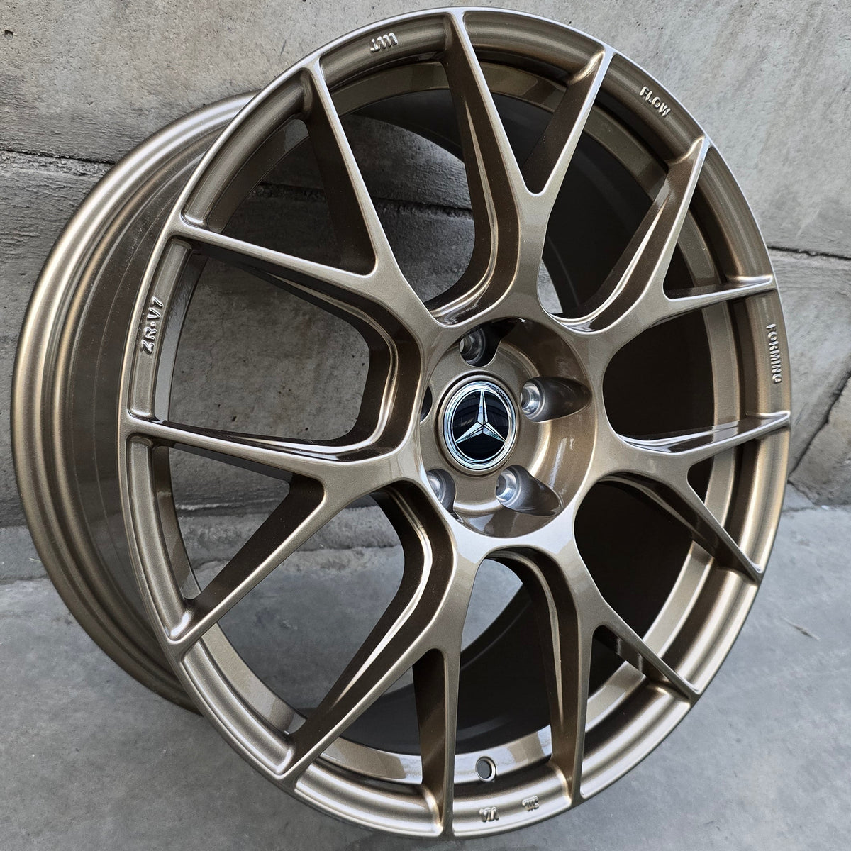 SET DE 4 LLANTAS MERCEDES *. Aro 19 - 5x112. Color Bronce. (ZR-V7)
