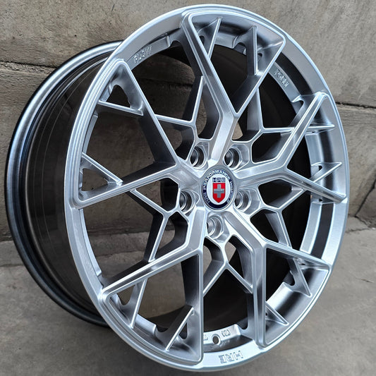 SET DE 4 LLANTAS HRE. Aro 18 - 5x114. Color Plateado. (DX552)