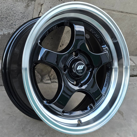 SET DE 4 LLANTAS WORK MEISTER. Aro 15 - 4x100. Color Negro Aro Cromado. (5566)