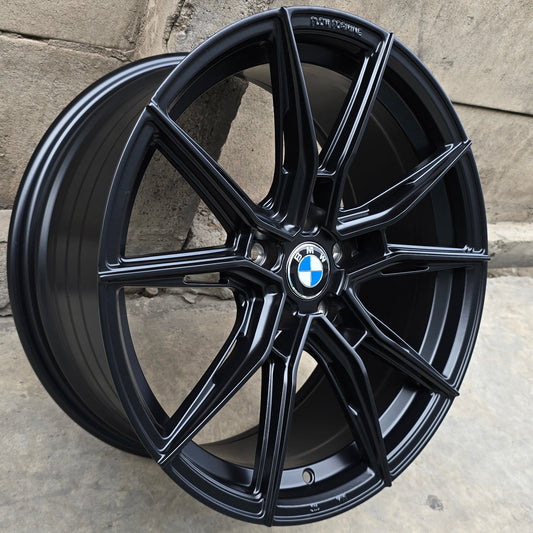 SET DE 4 LLANTAS BMW *. Color Negro Mate. Aro 18 - 5x112 (X807191)