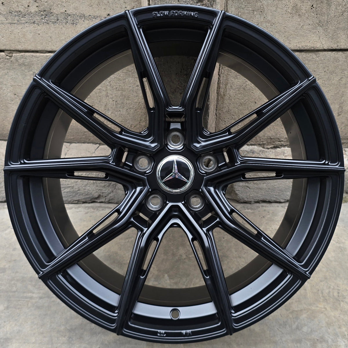 SET DE 4 LLANTAS MERCEDES *. Color Negro Mate. Aro 18 - 5x112 (X807191)