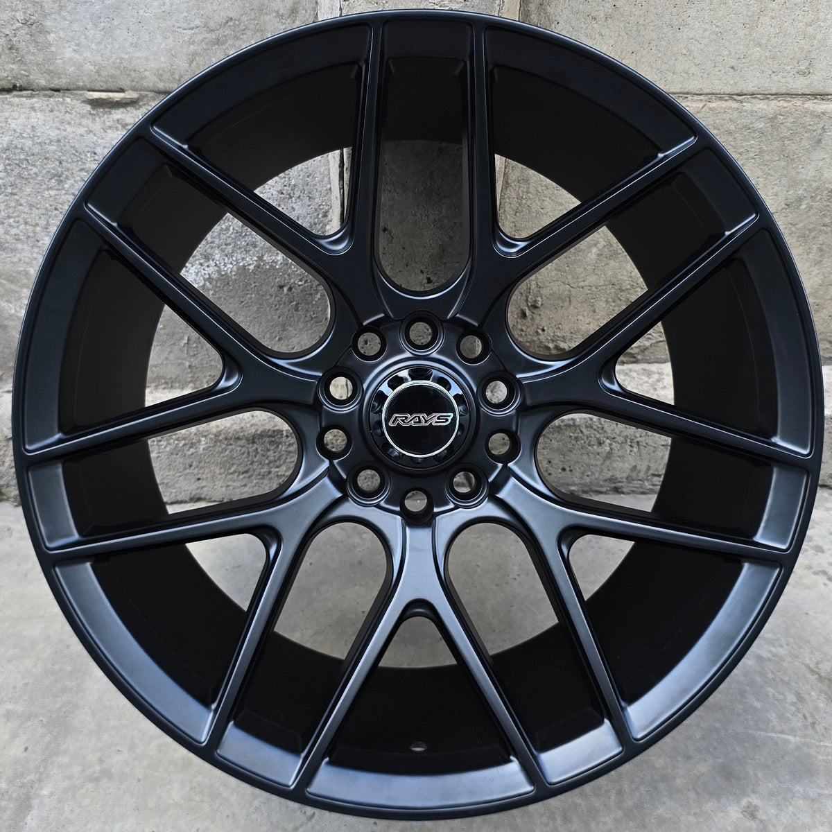 SET DE 4 LLANTAS RAGNO COLOR Negro Mate. Aro 17- 5x108, 5x114. Doble Apernadura (RAGNO)