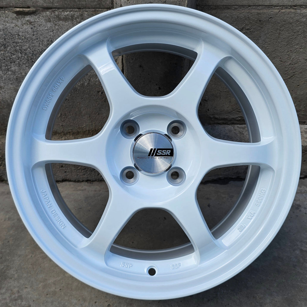 SET DE 4 LLANTAS SSR. Aro 15 - 4x100. Color Blanco. (RGW6084)