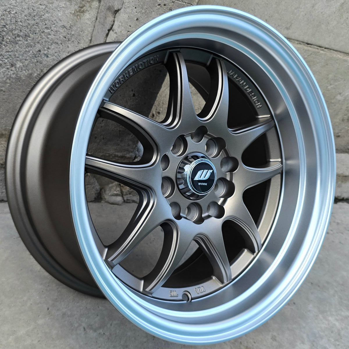 SET DE 4 LLANTAS WORK EMOTION. Aro 15 - 5x100, 5x114. Doble Apernadura. Color Bronce Aro Cromado. (NS-031)
