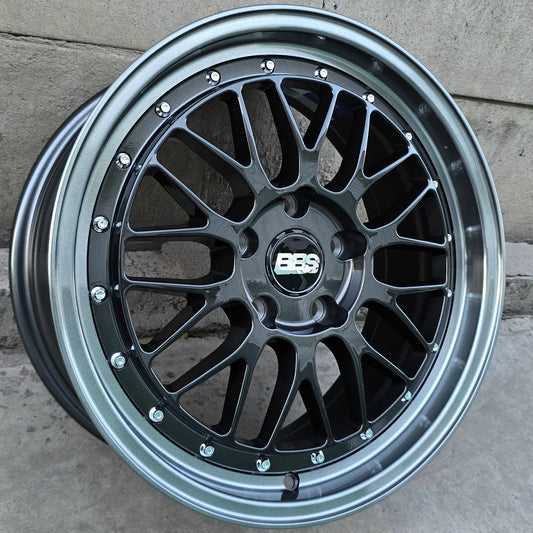 SET DE 4 LLANTAS BBS LEMANS. Aro 17 - 5x114. Color Grafito Aro Cromado. (VLFW47)