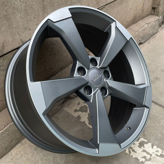 SET DE LLANTAS AUDI NEW ROTOR. Aro 18 - 5x112. .Color Grafito Aro Cromado .(6101).